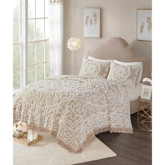 Madison & Park Other - Madison Park King Bedspread Set Beige Chenille Tufted 3pc Luxury Bedding